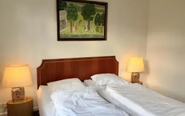 City Hotel Apartments