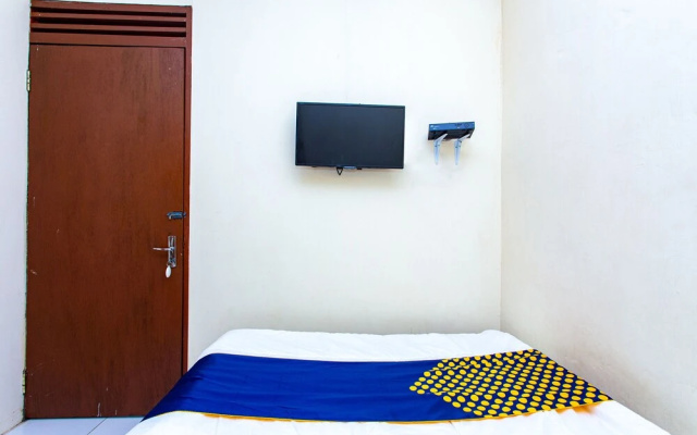 SPOT ON 2719 Homestay Rizqi Syariah