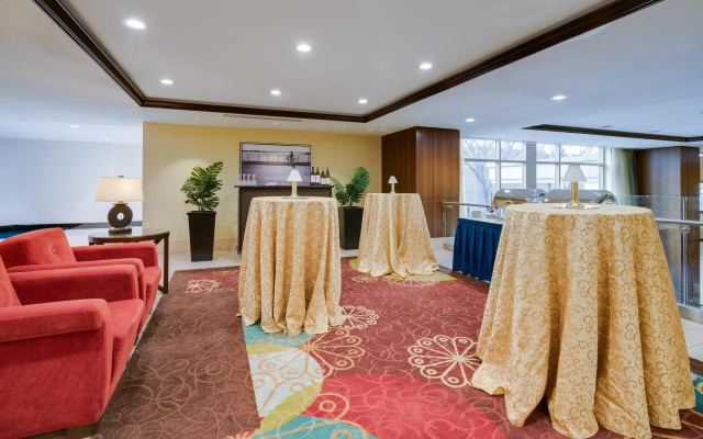 Hilton Garden Inn Bethesda Downtown