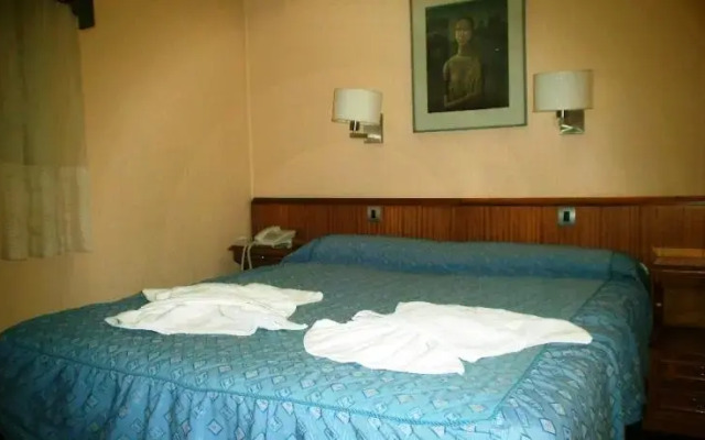 Hotel Imperio