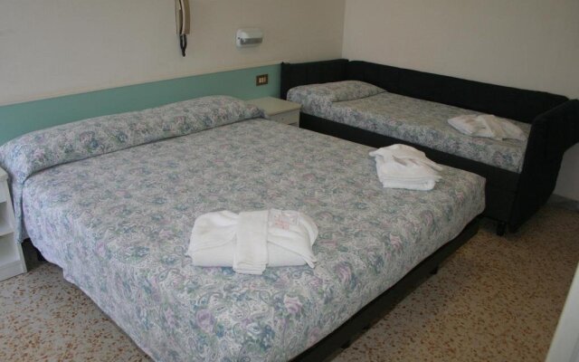 Mini Hotel вид на фасад