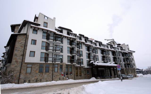 Отель MPM Guiness Hotel Болгария, Банско - отзывы, цены и фото номеров - забронировать отель MPM Guiness Hotel онлайн вид на фасад