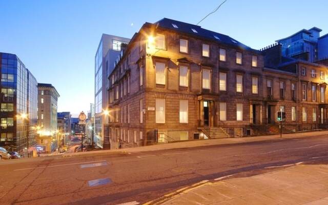 Апартаменты Dreamhouse Apartments Glasgow St Vincent Street вид на фасад