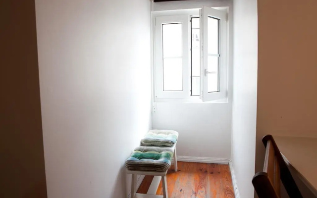 Flores Apartment