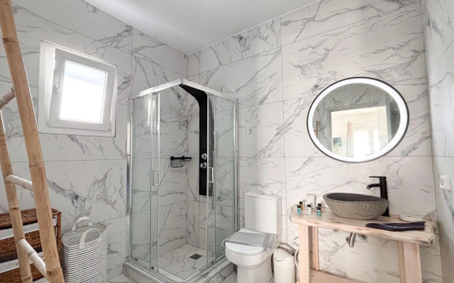 Amperian Mykonos Suites & Villas