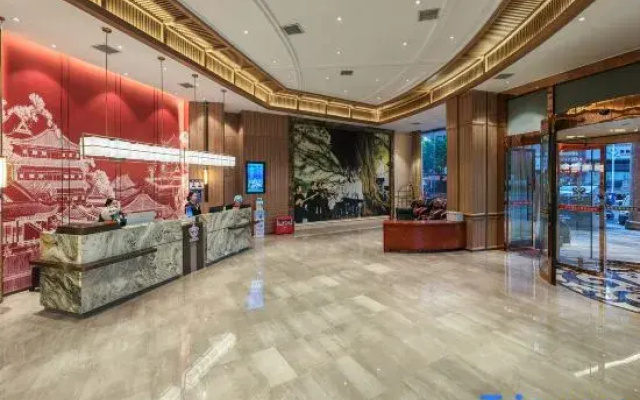 Rongjiang Shangpin International Hotel (Guzhou Dahekou Wharf Branch, Village Super Football Stadium)
