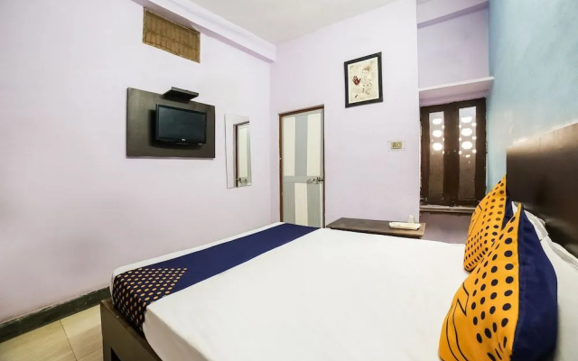 SPOT ON 45729 Hotel Kailash
