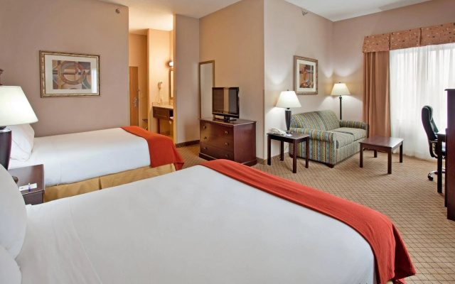 Holiday Inn Express Kansas City-Liberty by IHG