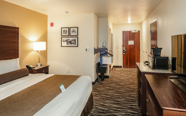 Cobblestone Inn & Suites - Fairfield Bay