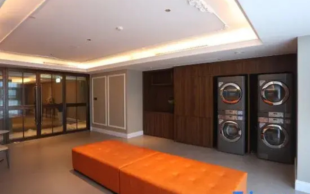 Vienna International Hotel (Wuyue Square Branch, Yan'an New Area)