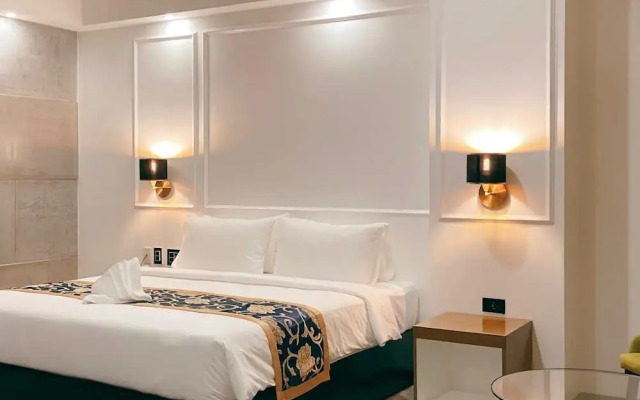 Sunday Hevea Hotel and Resort
