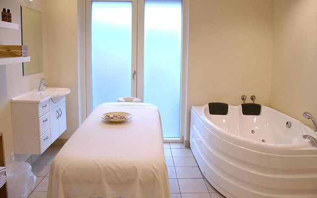 Hotel Marina 