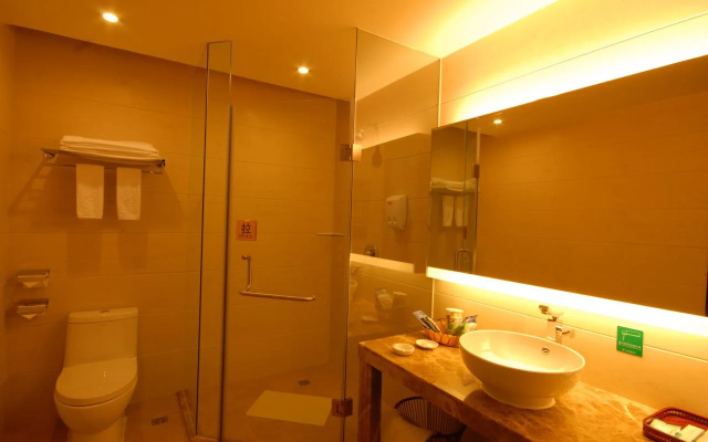 Guilin Parliz Commercial Hotel