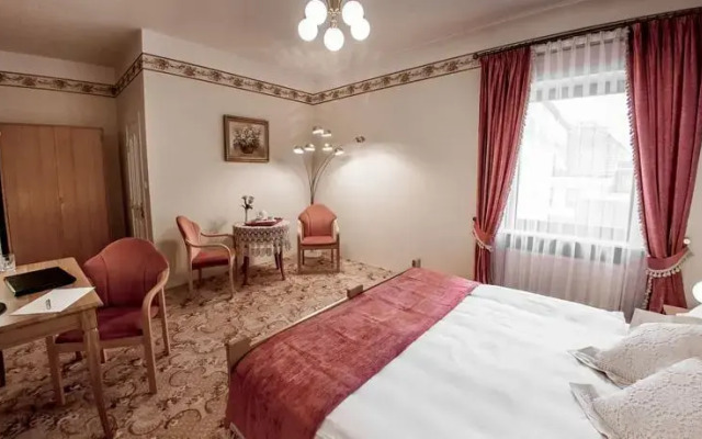 Hotel Adler