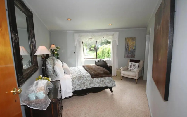 Doolan's Country Retreat - Adults Only