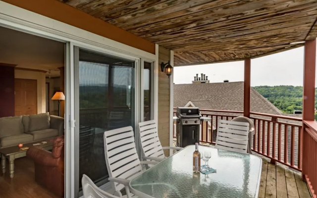 Haut-Bois by Tremblant Sunstar