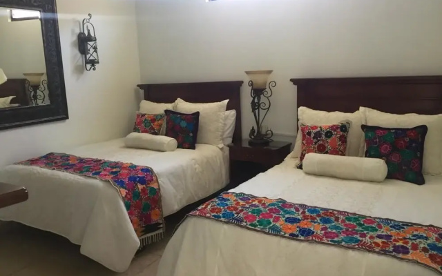 Del Centro Hotel