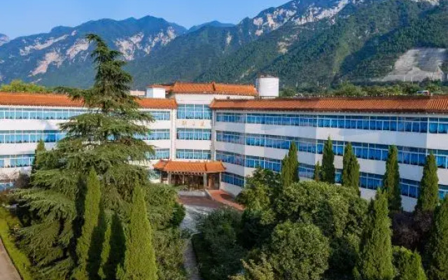 Jinrong Hotel