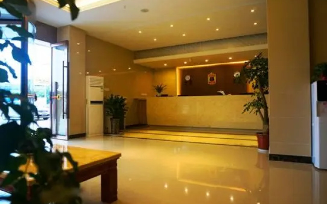 Super 8 Hotel Yangzhou Shouxi Lake Yangzijiang Bei Road