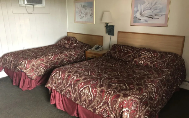 Gold Eagle Inn