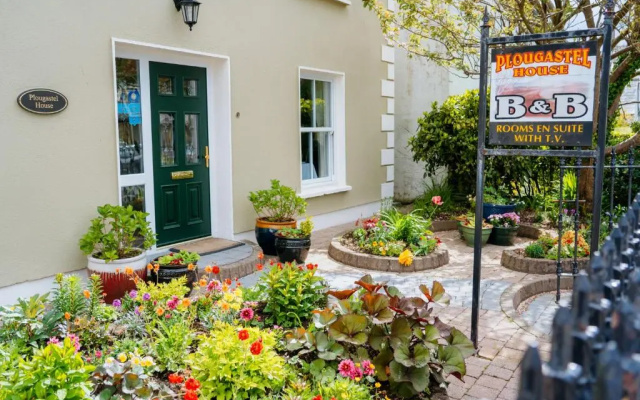 Plougastel House B&B