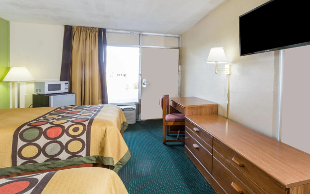 Super 8 By Wyndham Tifton