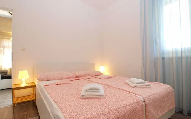 Apartment 1401