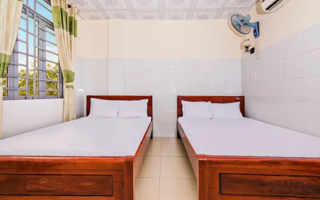 Oyo 677 Ngoc Ly Motel