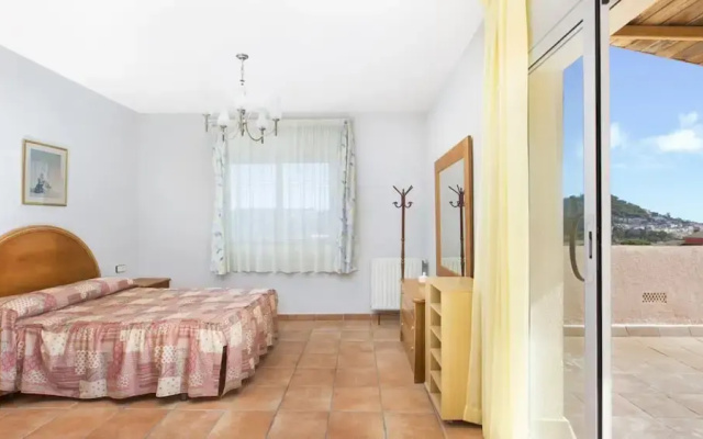 Del Pi in Blanes With 4 Bedrooms and 3 Bathrooms