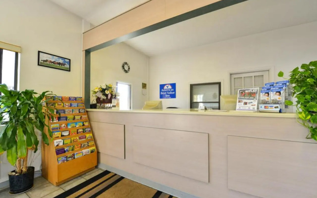 Americas Best Value Inn - Kodak