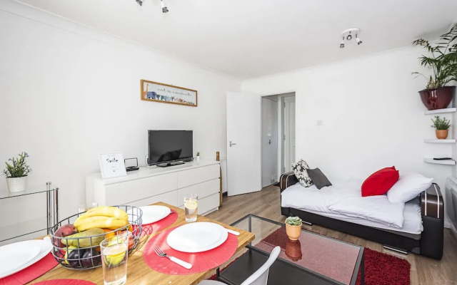 ASH Cosy Apartments 2 - Codling Close