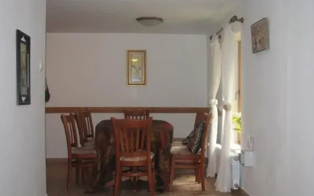 Elitza Villa