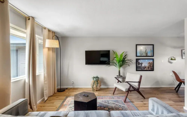 Fashion Square Apt4