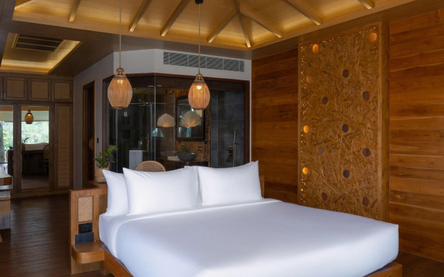 SINAE Phuket Luxury Hotel