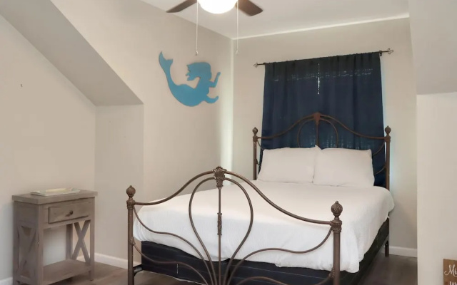 The Palms 2B