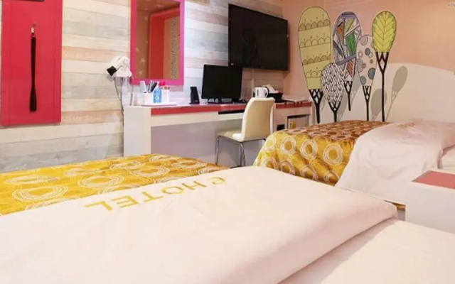 e Hotel Juan