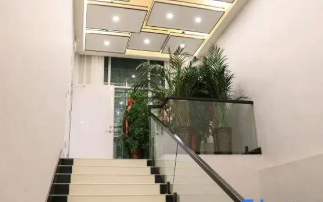 Zhonglong Hotel