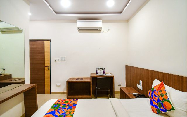 Fabhotel Kzar Select