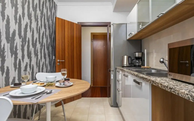 Fifth Apartment by Homie
