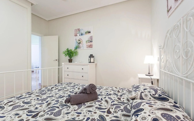 Stunning Urban Apt. Historic District - Sol