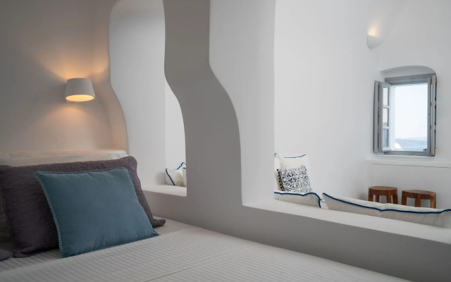 Oia Spirit Boutique Residences