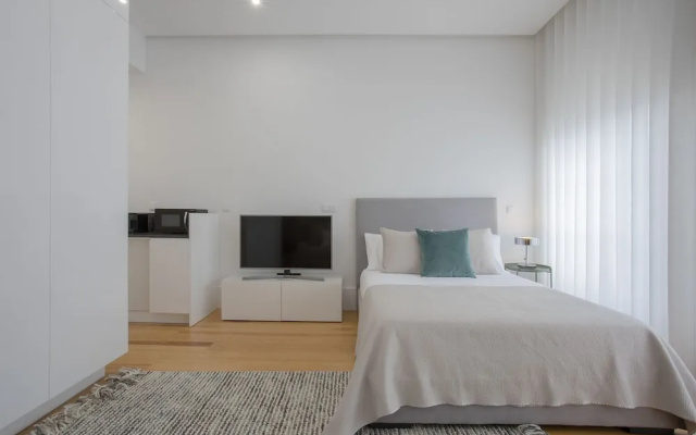 Liiiving in Porto Downtown Luxury Apartment 3R