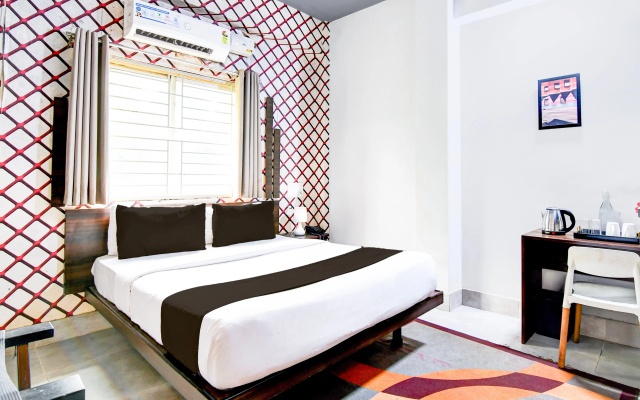 Collection O 19529 Hotel Bhinna Sakala
