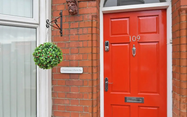 Townhouse @ Hall O Shaw Street Crewe