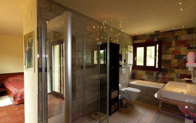 Villa in Calonge With Pool Near Beach