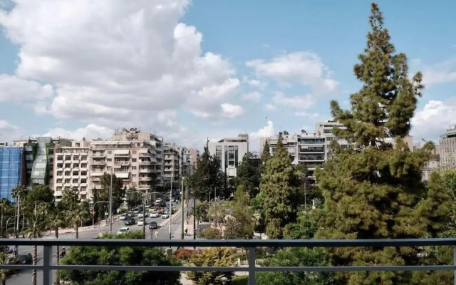 SynPiraeus Apartments & Studios