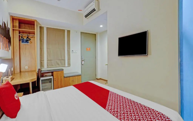 Super OYO Capital O 3905 Graha 100 Guest House Syariah