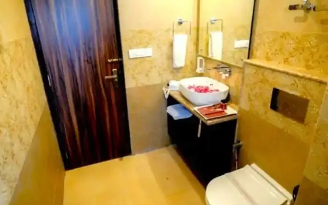 Simsa Heights Manali