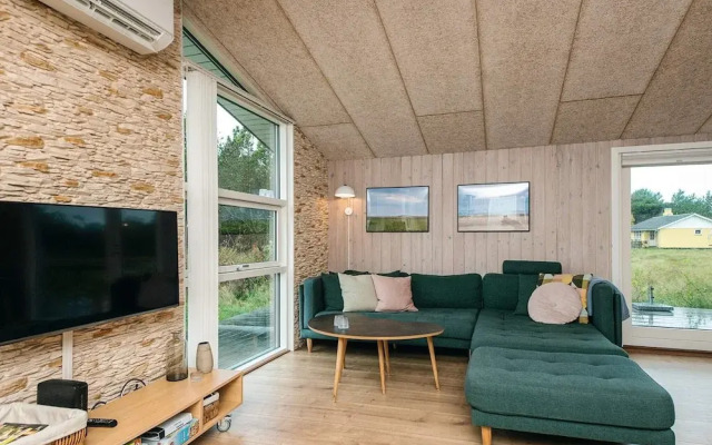 Fabulous Holiday Home in FanÃ¸ near Sea