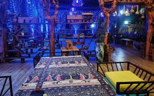 Tukes Ligong Be Courtyard Homestay Reception Center